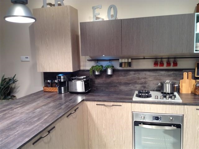 Cucine stile classico prezzi: rivestimenti cucine mantova reggio ... Cucine strette e lunghe