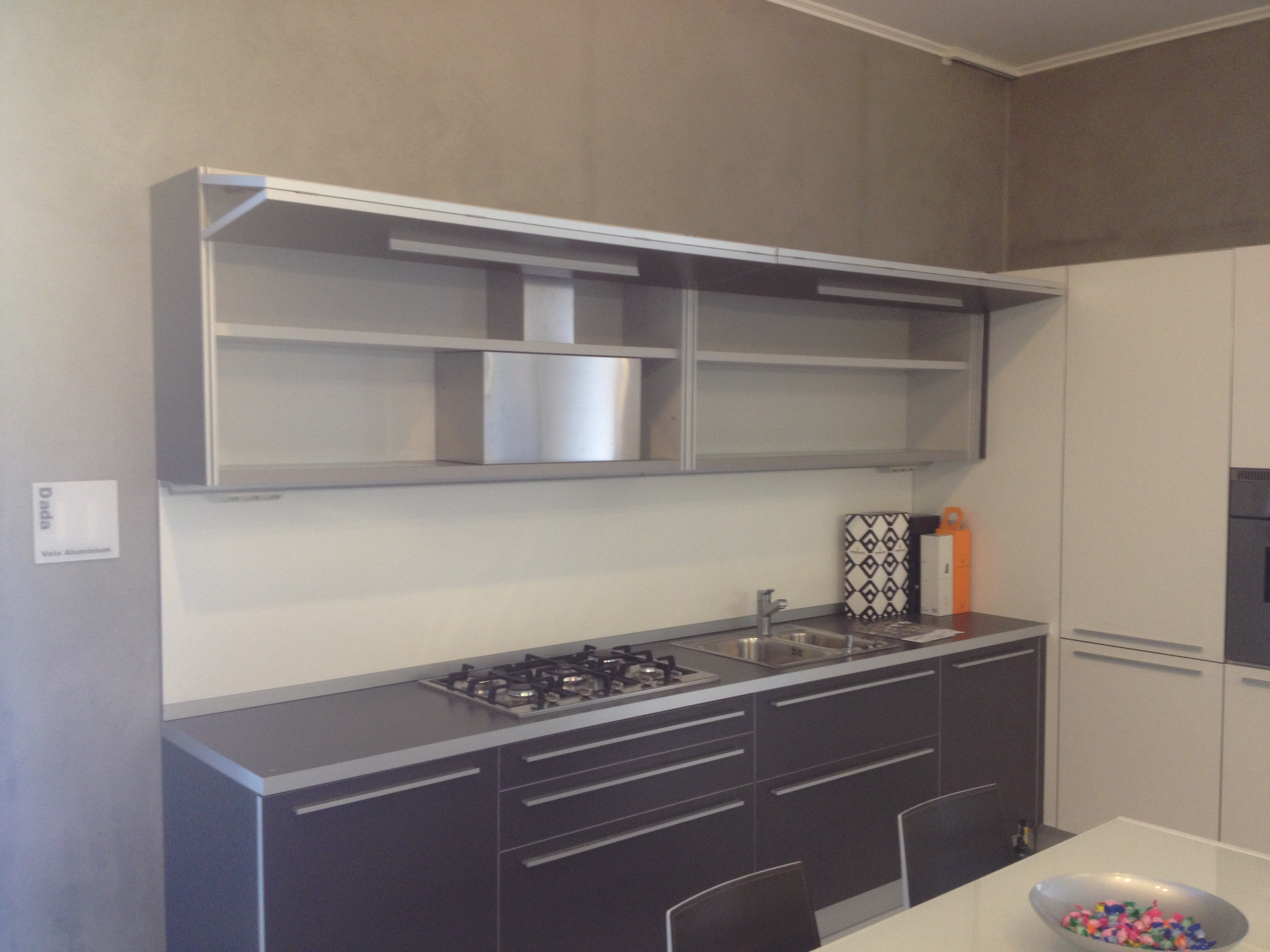 Cucina bianca piano legno: cucina snaidero ola 20 laccato opaco ...