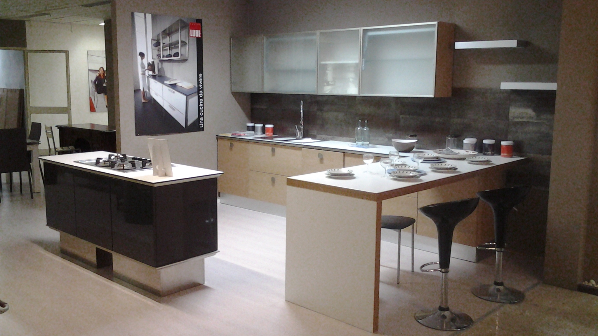 Cucina angolare con finestra : cucina angolare con finestra ...