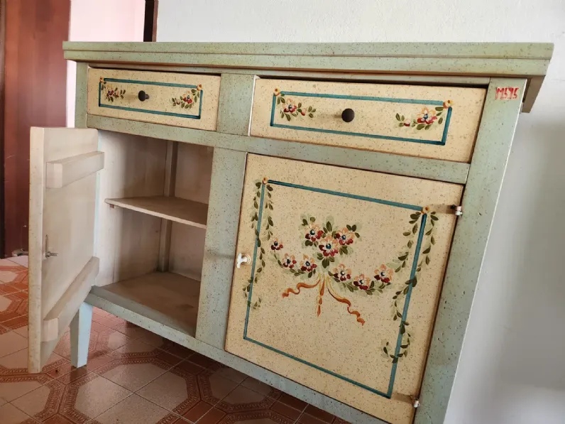 Inviaci la tua richiesta compilando il modulo e scopri il prezzo del mobile M595 credenza 