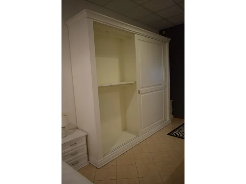 Armadio in legno Armadio quadrifoglio a marchio Collezione esclusiva scontato -40%