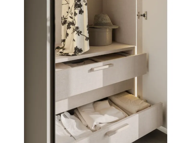 Armadio scontato 40% modello Armadio night  37 di Orme