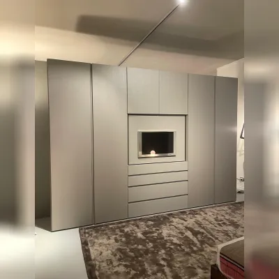 Armadio con ante battenti design Armadio sinua con porta tv odeon  Sangiacomo a prezzo scontato