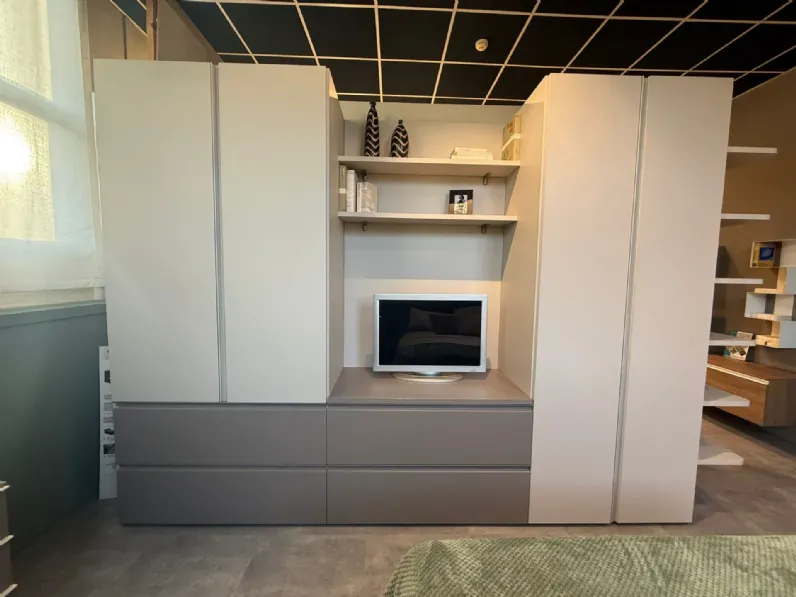Armadio in laminato opaco Batti a marchio Battistella scontato -45%