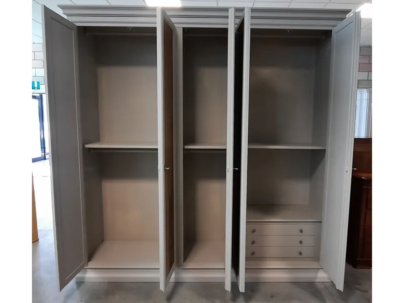 Armadio design Laurora di Mobilificio bellutti a PREZZO OUTLET -59%