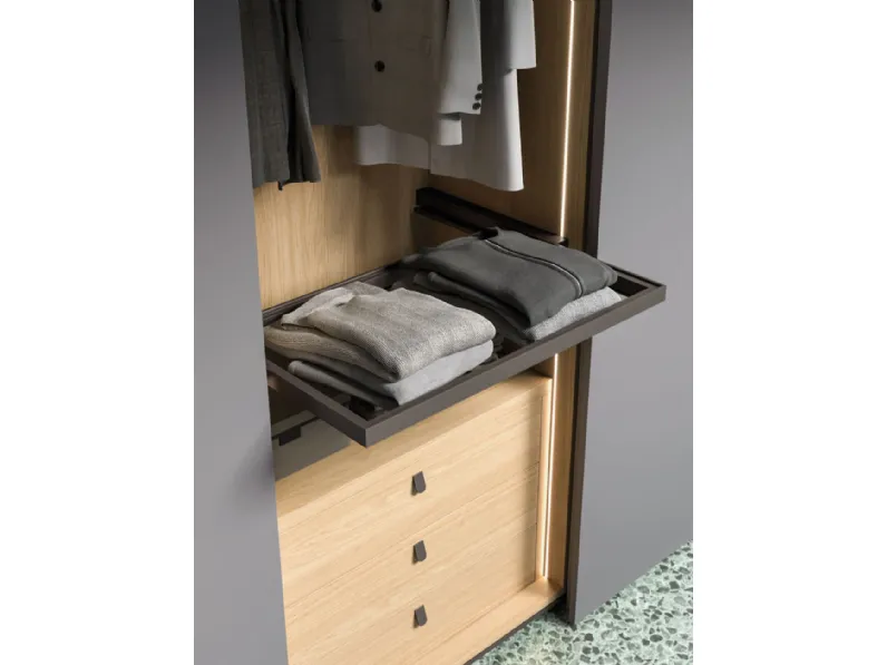 Armadio gola Orme a otto ante in Offerta Outlet