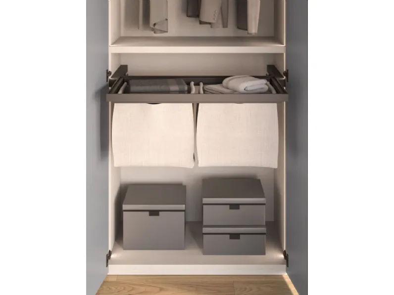 Armadio di Orme modello Armadio battente orme night 14 in laminato materico con sconto -40%