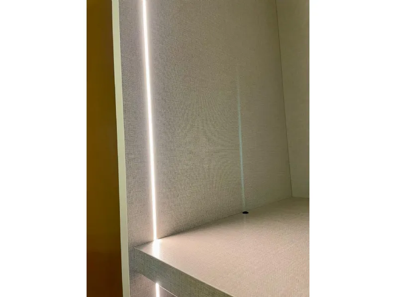 Armadio ante scorrevoli in laminato opaco Ego di Santalucia
