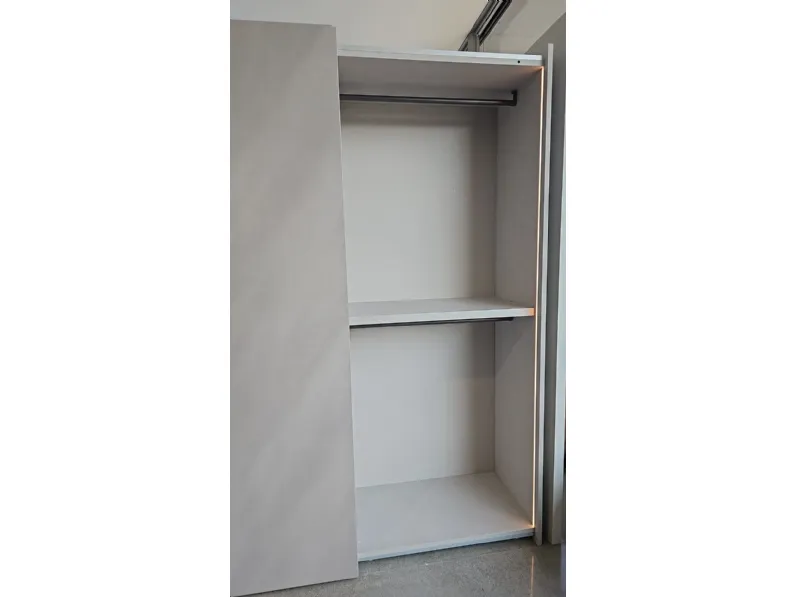 Armadio ibrido tomasella vista realizzato in laminato materico di Tomasella scontato -35%
