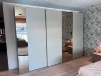Armadio con ante scorrevoli design Strip Tomasella a prezzo ribassato