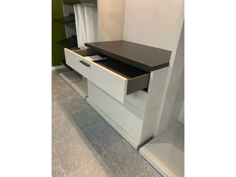 Armadio in laminato materico Doxa a marchio Tomasella scontato -50%
