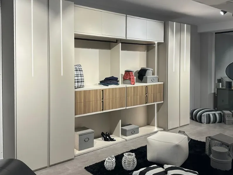 Armadio Incanto di La casa moderna A PREZZO SCONTATO 63%