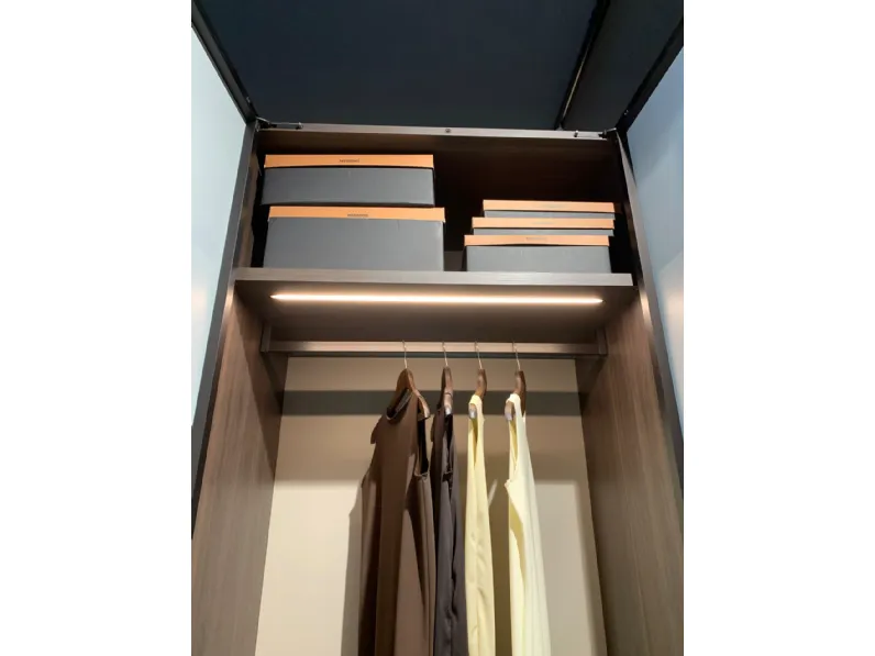 Armadio di Olivieri modello Fab in specchio con sconto -64%