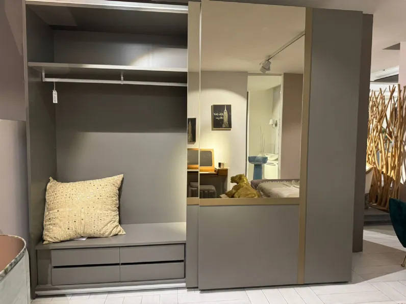 Armadio design Genery di Collezione esclusiva a PREZZO OUTLET -60%