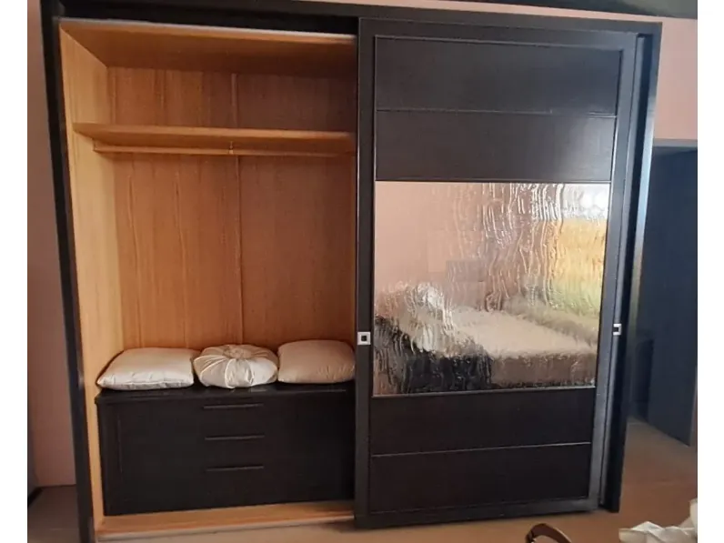 Armadio in legno Gothic a marchio Artigianale scontato -40%