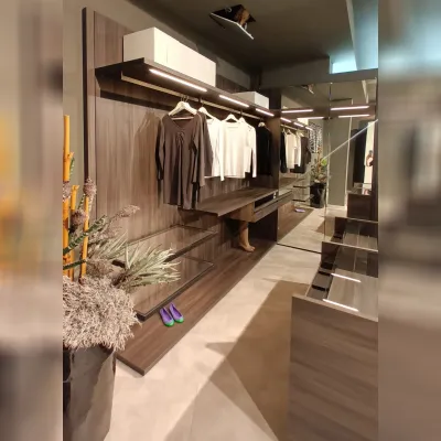 Armadio Cabina panorama realizzato in laminato materico di Sangiacomo scontato -40%