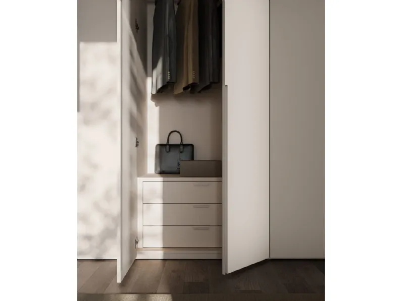Armadio di Orme modello Manlo'' in laminato materico con sconto -35%