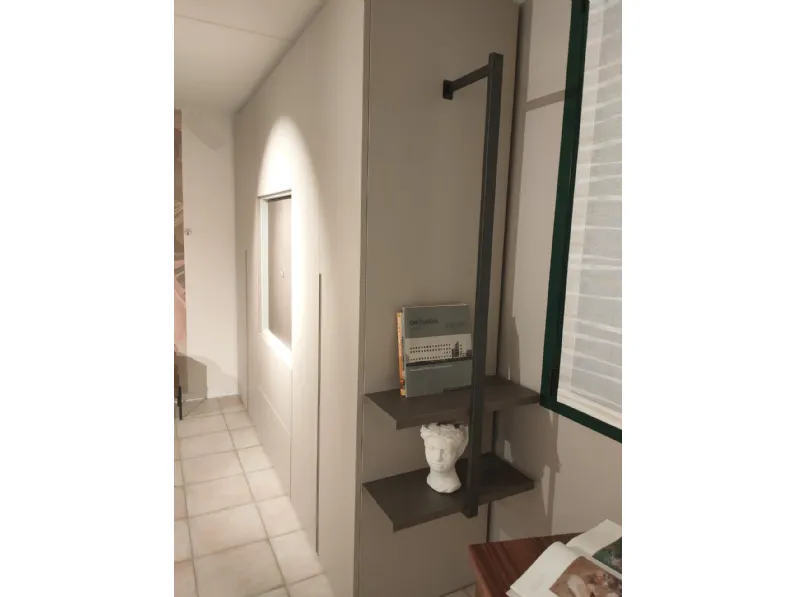 Armadio Mistral realizzato in laminato materico di Homes scontato -50%