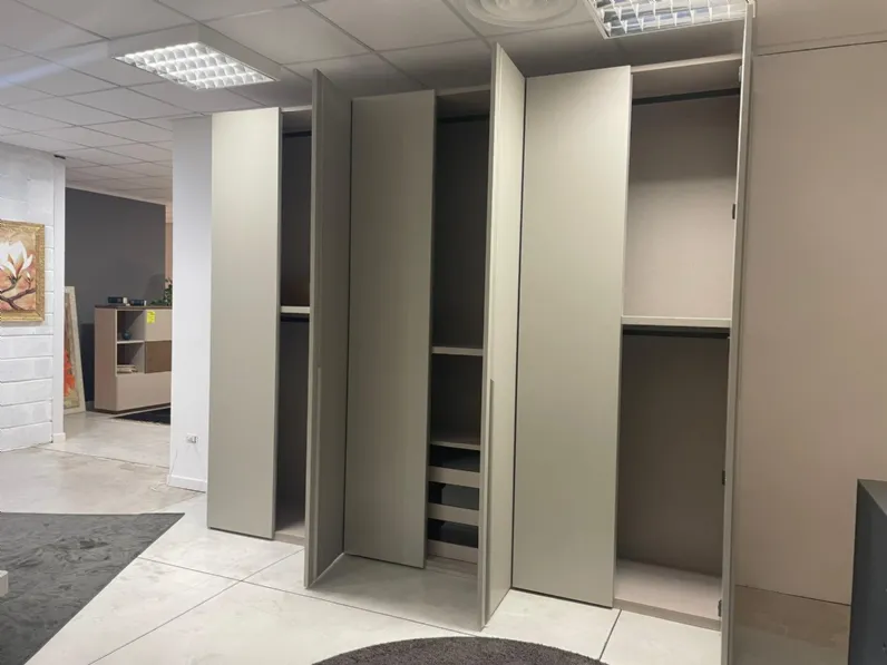 Armadio moderno Armadio spira di Santalucia a PREZZO OUTLET -25%