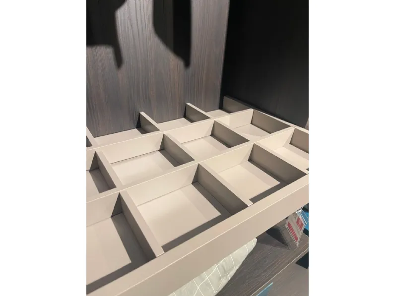 Armadio in legno Cv 523 cabina armadio ben a marchio Novamobili scontato -60%
