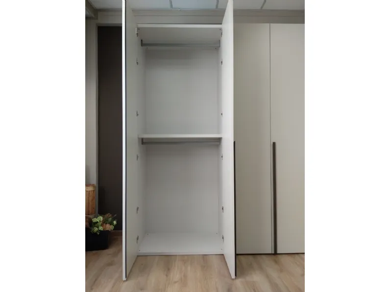 Armadio moderno Liscia laccato opaco Sangiacomo con uno sconto imperdibile