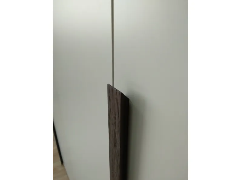 Armadio moderno Liscia laccato opaco Sangiacomo con uno sconto imperdibile