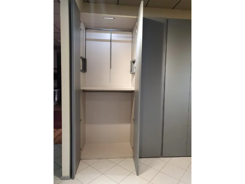 Armadio in laccato opaco Smart a marchio Tomasella scontato -50%