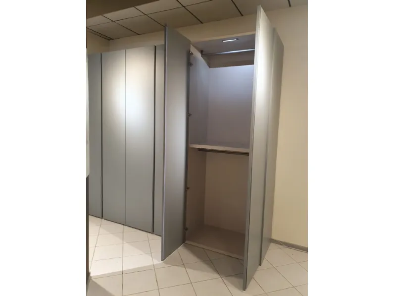 Armadio in laccato opaco Smart a marchio Tomasella scontato -50%