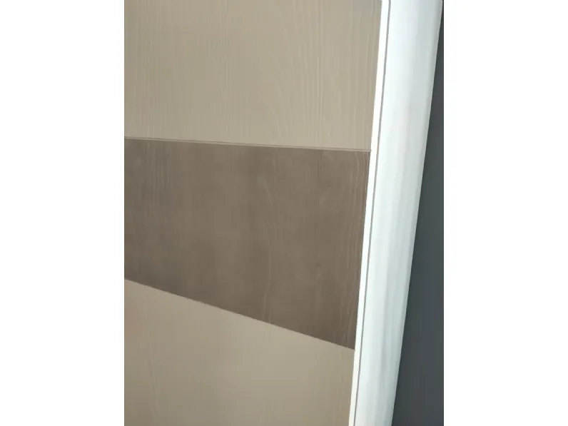 Armadio ante scorrevoli in legno modello Peperoncino di Le fablier 
