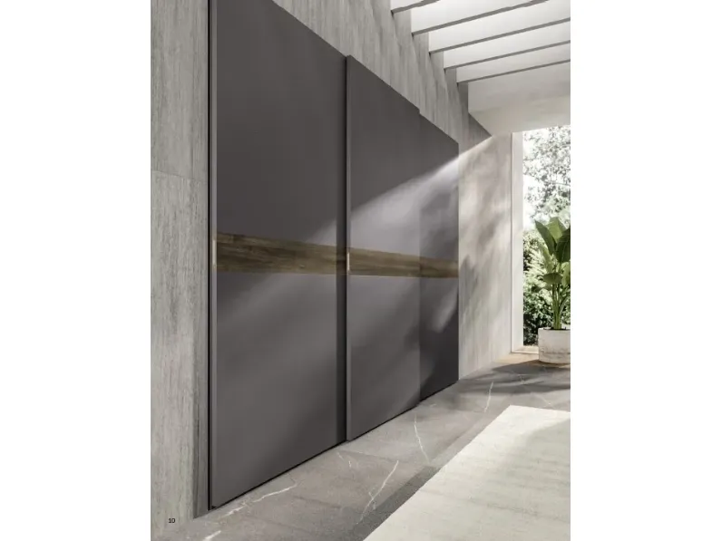 Armadio Aris scorrevole realizzato in laminato opaco di Villanova scontato -30%