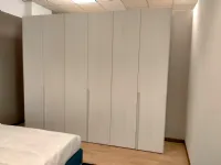 Armadio moderno 53 a 6 ante di Cinquanta3 a PREZZO OUTLET -30%