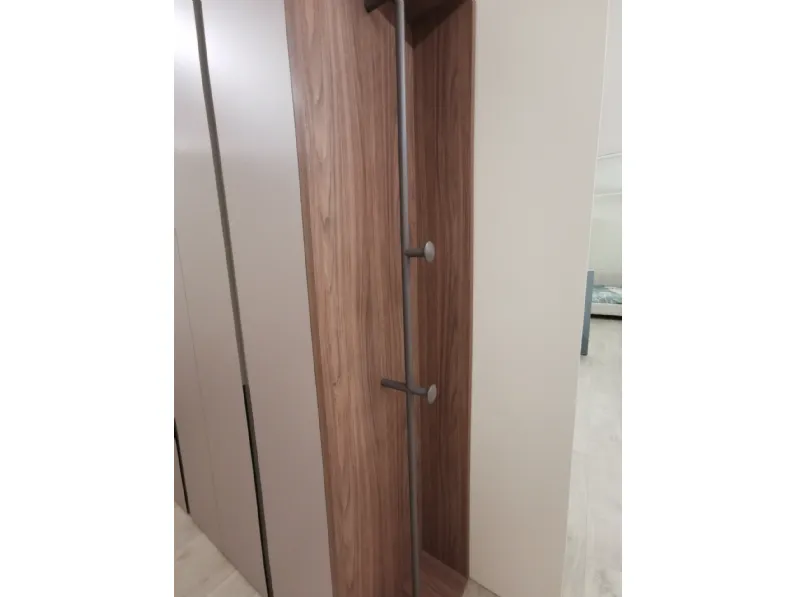 Armadio moderno Slim di Dielle modus a PREZZO OUTLET -30%