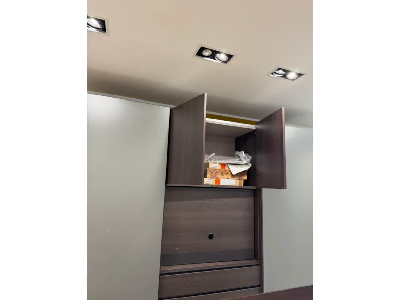 Armadio Smart realizzato in laminato materico di Tomasella scontato -35%