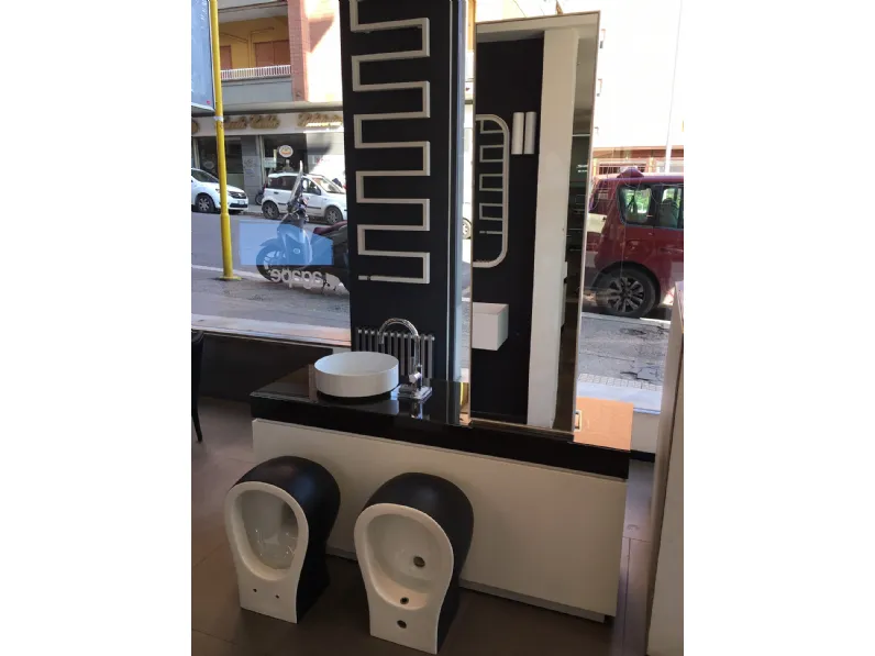 Makro mobile block ad isola Artigianale: mobile bagno a terra A PREZZI OUTLET