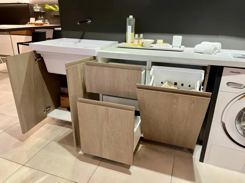 Mobile bagno in laminato modello Juno di Scavolini a prezzo Outlet