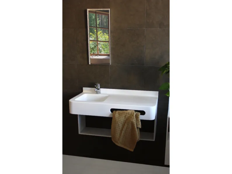 Mob. Bagno Sospeso Omnibus Mya: design unico, forte sconto!