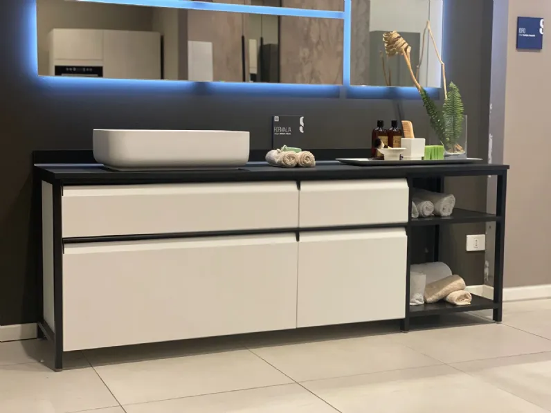 Arredamento bagno: mobile Scavolini Formalia in offerta