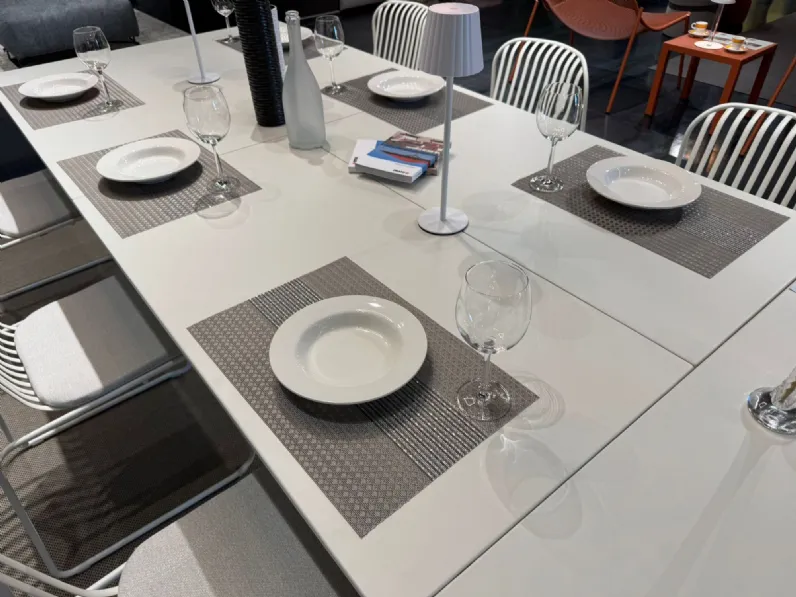 Emu: arredo giardino in offerta - 31%