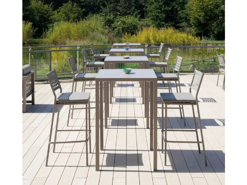 Arredo Giardino Vermobil Tavolo alto quatris con 2 sgabelli alice a prezzo ribassato