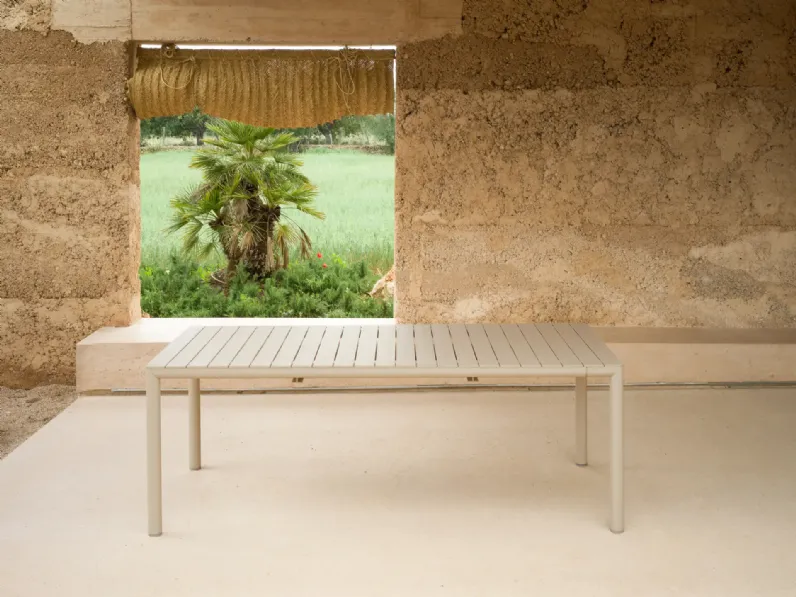 Tevere 211 Nardi: arredo giardino a prezzo Outlet