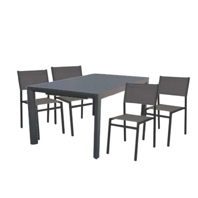 Mobile giardino Tavolo houston allungabile 135/180 con 4 sedie avana antracite cosma di Cosma outdoor living a prezzo ribassato