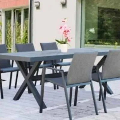 Tavolo mackay 200 x 100 con 6 poltroncine catalina antracite - cosma Cosma outdoor living: Arredo Giardino in Offerta Outlet