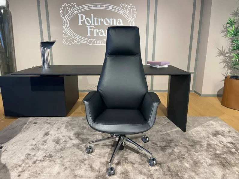 Sedia direzionale Downtown president Poltrona frau a prezzo Outlet 