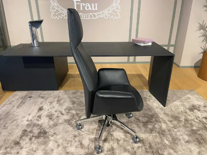 Sedia direzionale Downtown president Poltrona frau a prezzo scontato 