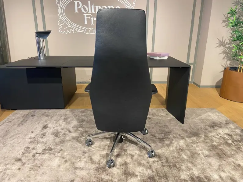 Sedia direzionale Downtown president Poltrona frau a prezzo scontato 