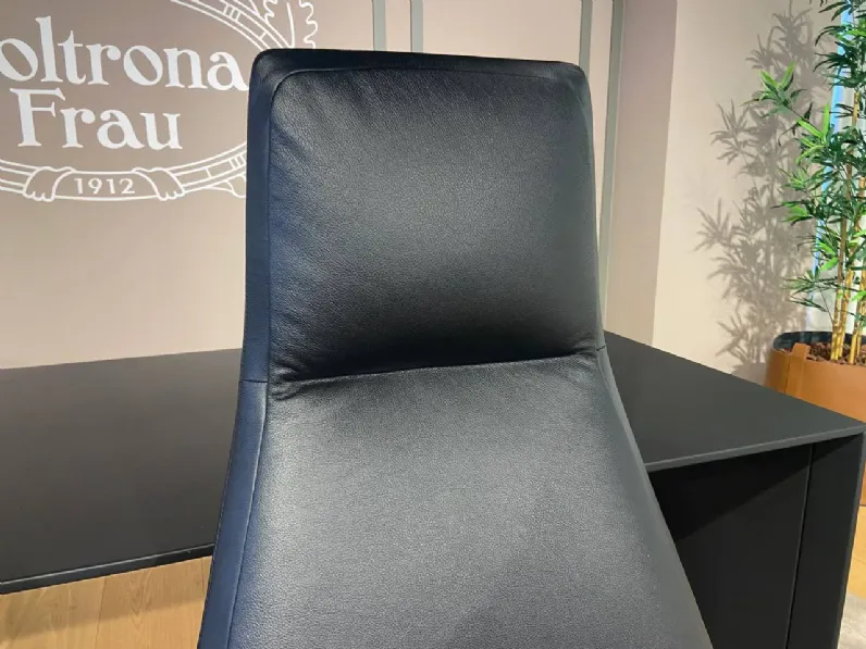 Sedia direzionale Downtown president Poltrona frau a prezzo scontato 