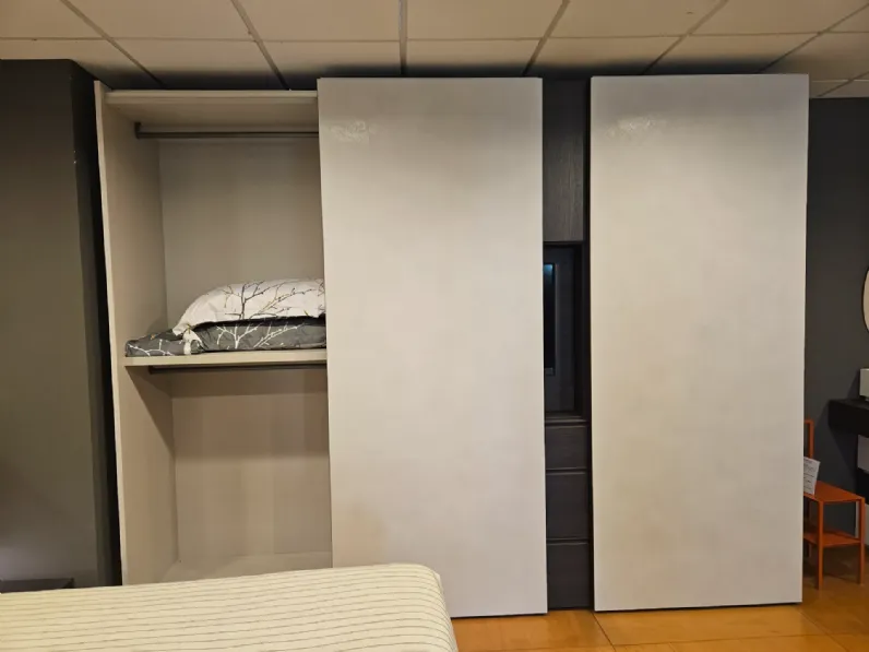 Camera da letto Camera tomasella con armadio scorrevole Tomasella a un prezzo conveniente