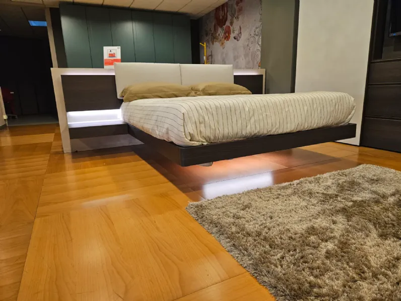 Camera da letto Camera tomasella con armadio scorrevole Tomasella a un prezzo conveniente