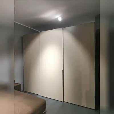 Camera da letto Cornice scorrevole Pianca in laminato a prezzo Outlet