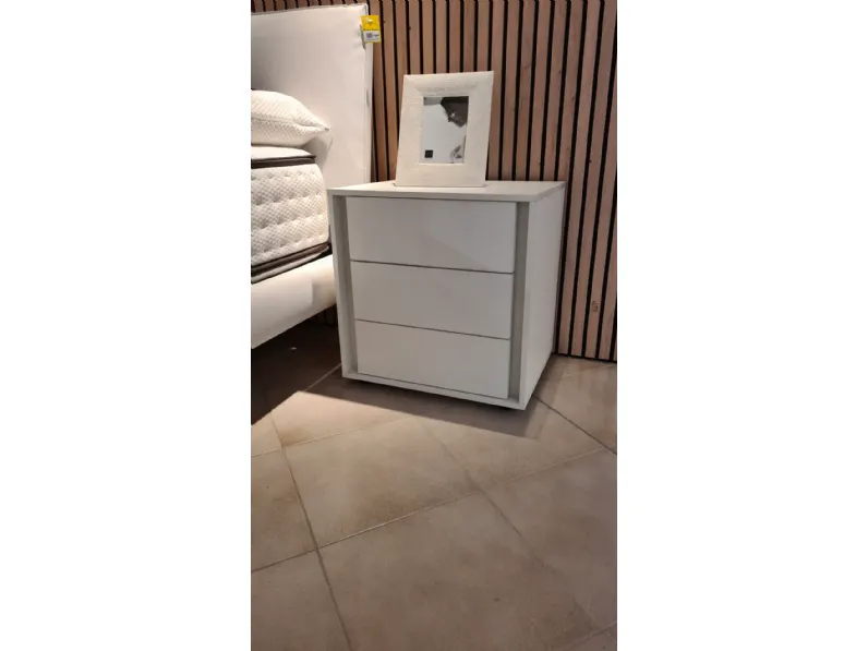 Camera da letto Tomasella Gruppo como' e comodini vip a prezzo ribassato in laminato